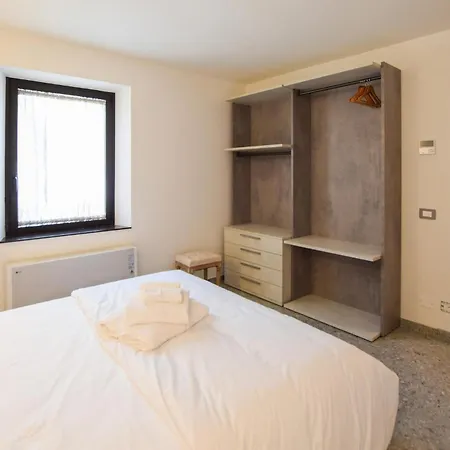 2 Bedroom Gorgeous In * Castel Focognano