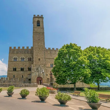 Il Faggio-gemme Del Casentino Castel Focognano